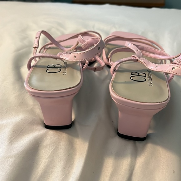 C.B. Collections sandals. - Picture 4 of 8